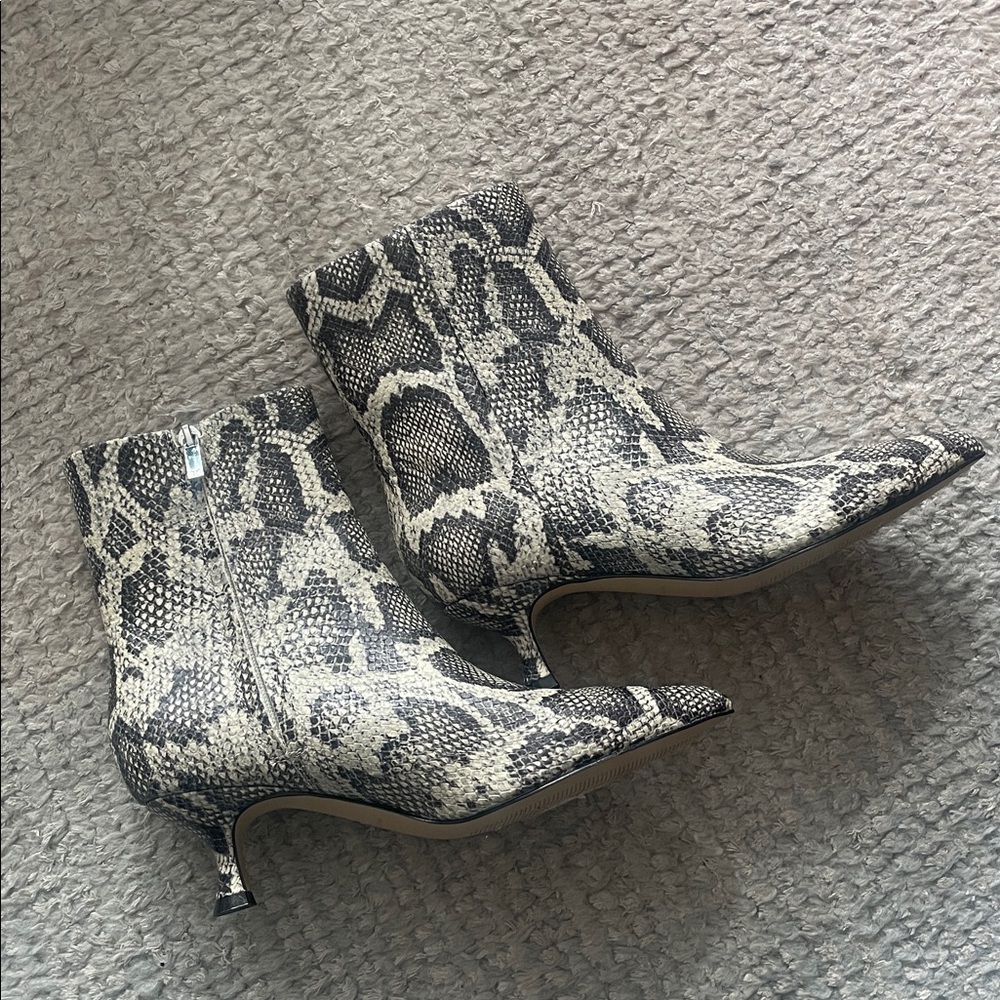 Marc Fisher Gray Snake Print Boots